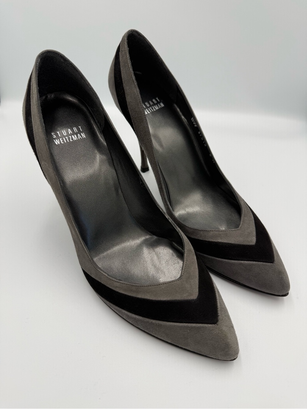 Stuart Weitzman Gray and Black Suede Chevron Pointed Pumps